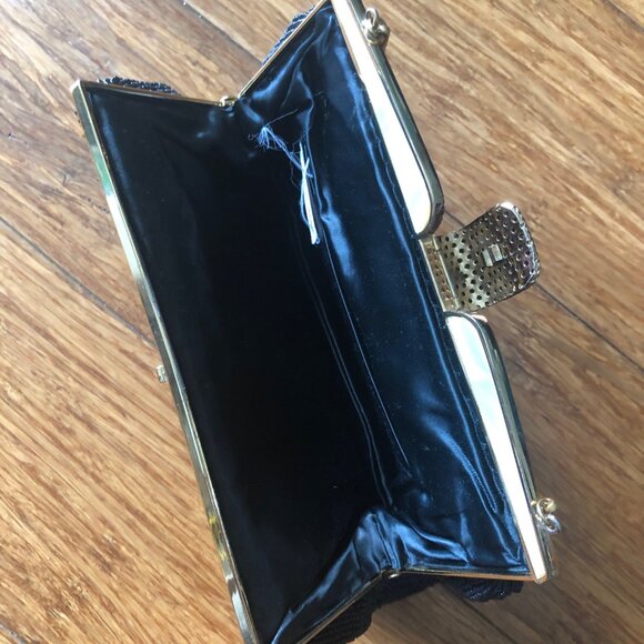 Vintage 1950s Black Purse Beaded with Mother of Pearl Clasp Excellent Condition - Picture 10 of 11